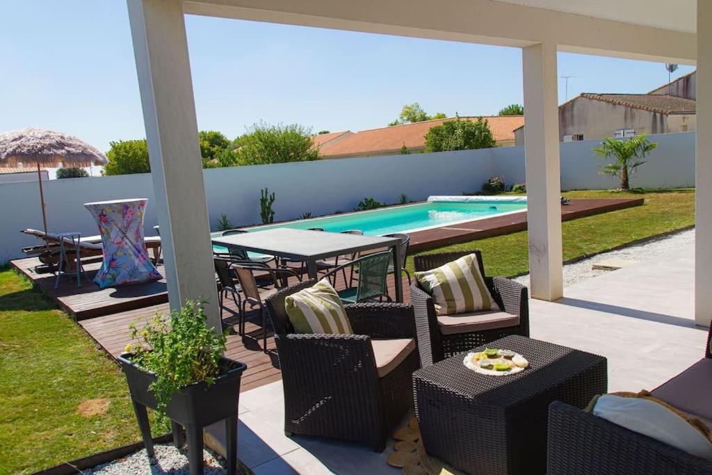 Villa Avec Piscine Chauffee Trois Chambres Saint-Sulpice-de-Royan ภายนอก รูปภาพ